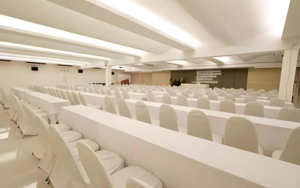 The Regent Ubon Hotel Ubon Ratchathani Bagian luar foto
