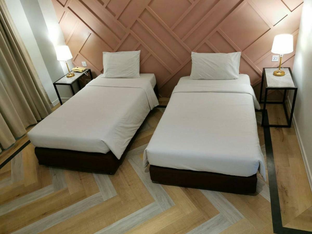 The Regent Ubon Hotel Ubon Ratchathani Bagian luar foto