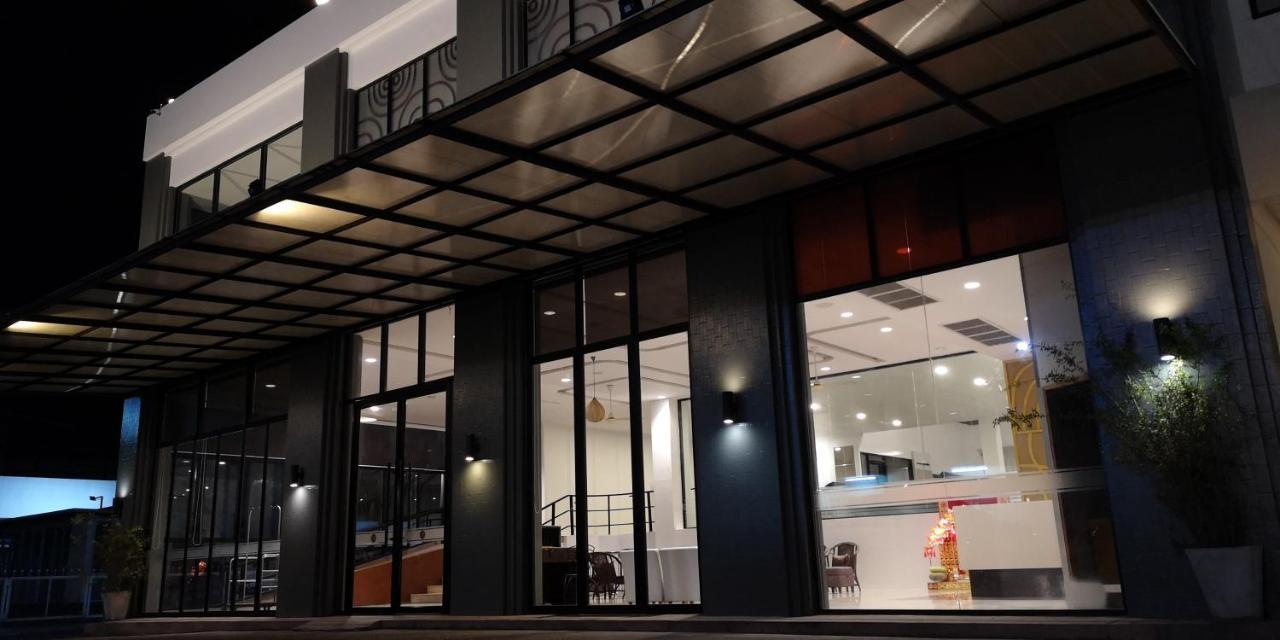 The Regent Ubon Hotel Ubon Ratchathani Bagian luar foto