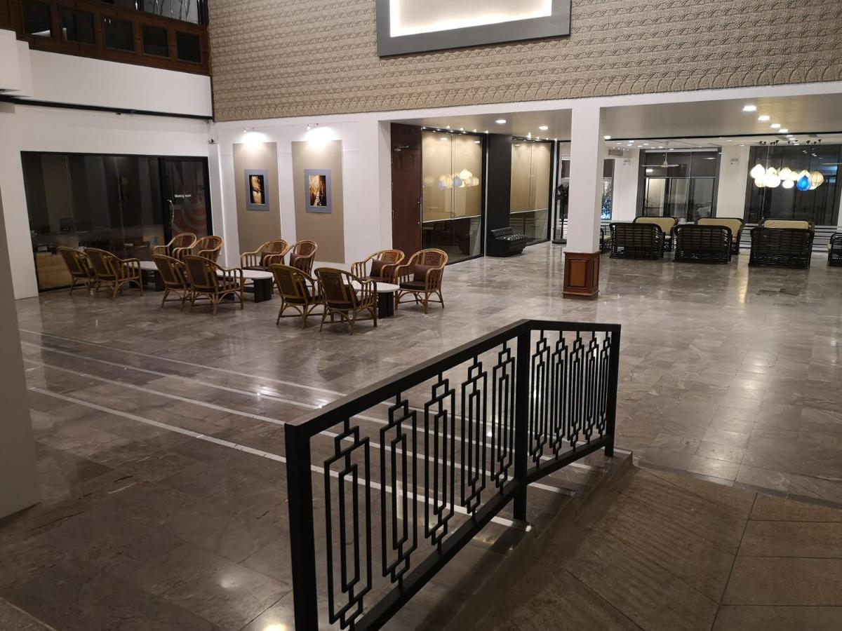 The Regent Ubon Hotel Ubon Ratchathani Bagian luar foto
